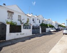 Chalet-En-Tomares_00000.jpg