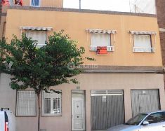Chalet-En-Yecla.jpg